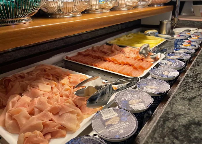 Pineda Отель Бибионе